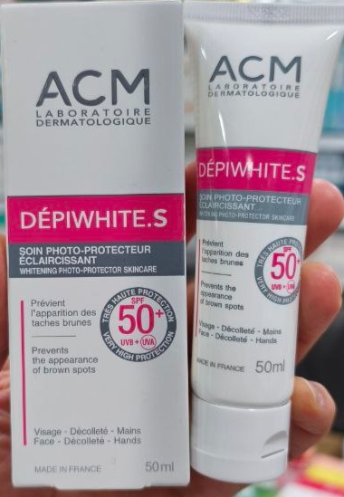 ضد آفتاب ضد لک دپی وایت اس ای سی ام SPF 50 ACM